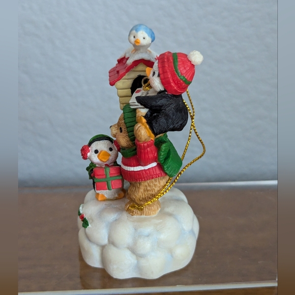 San Francisco Music Box Christmas Ornament Sending Christmas Greetings - Picture 6 of 10